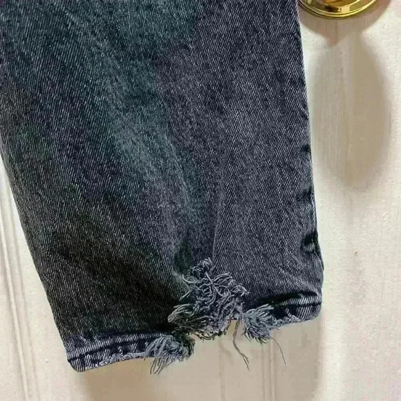 Abercrombie 90’s Straight Ultra High Rise Curve Love Black Distressed Jeans 10R - Picture 7 of 15